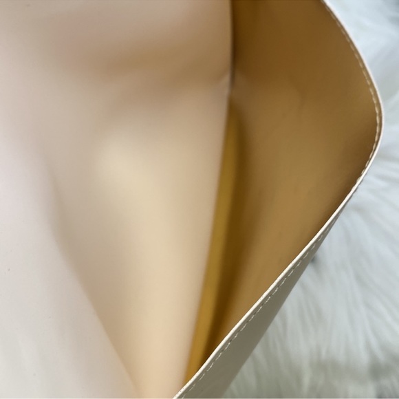 Clutch/Shoulder Bag Shell Pink & Metallic Gold Lining Vegan Leather Dior Parfums - Picture 4 of 5